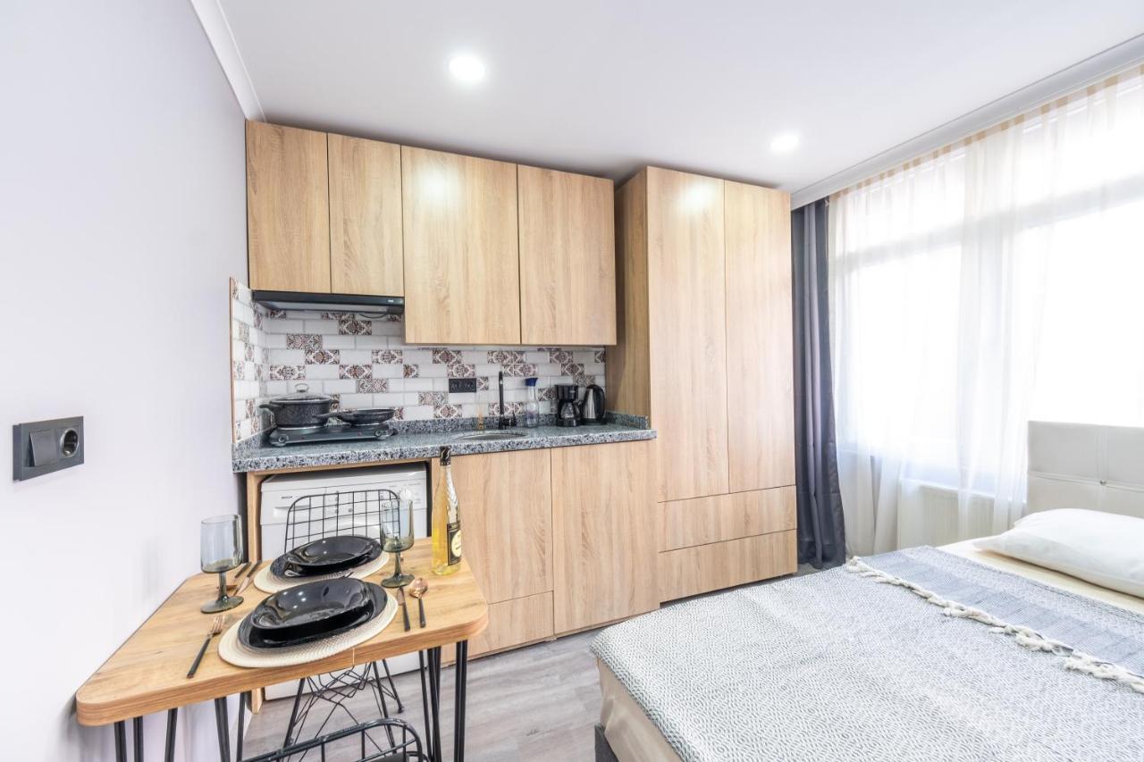 Kral Hotel Стамбул Экстерьер фото